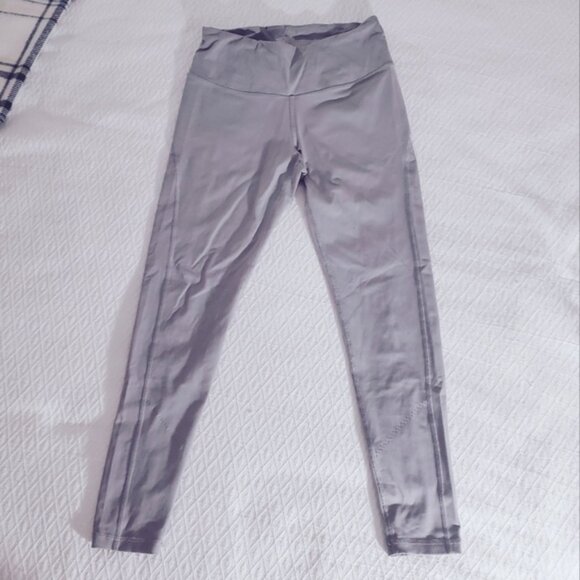 Victoria's Secret - Victoria Sport "Knockout" Mesh Back Ballerina strap Legging- - Picture 3 of 9